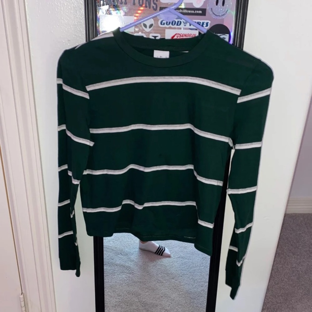 Tully’s long sleeve shirt